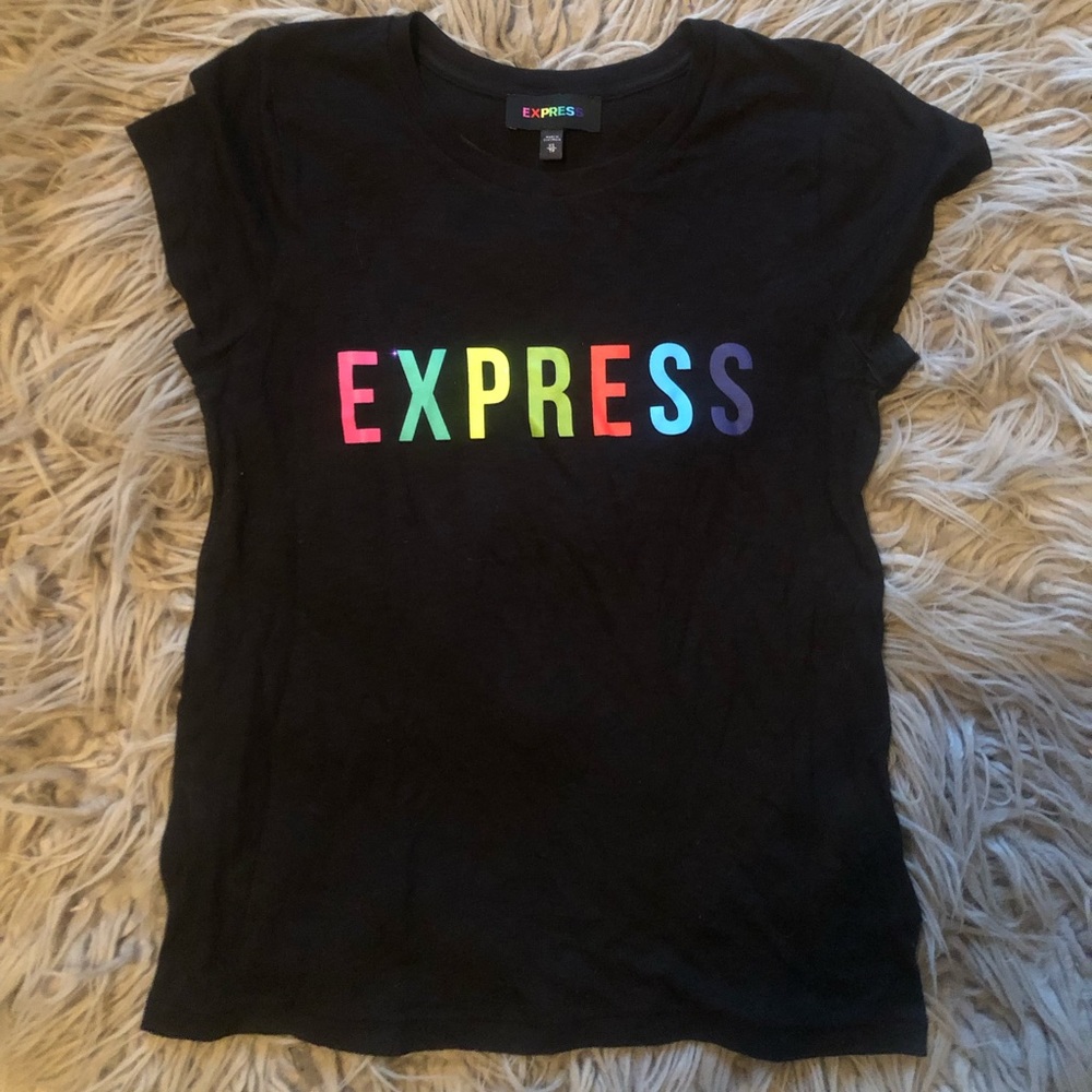 Express Graphic Tee.